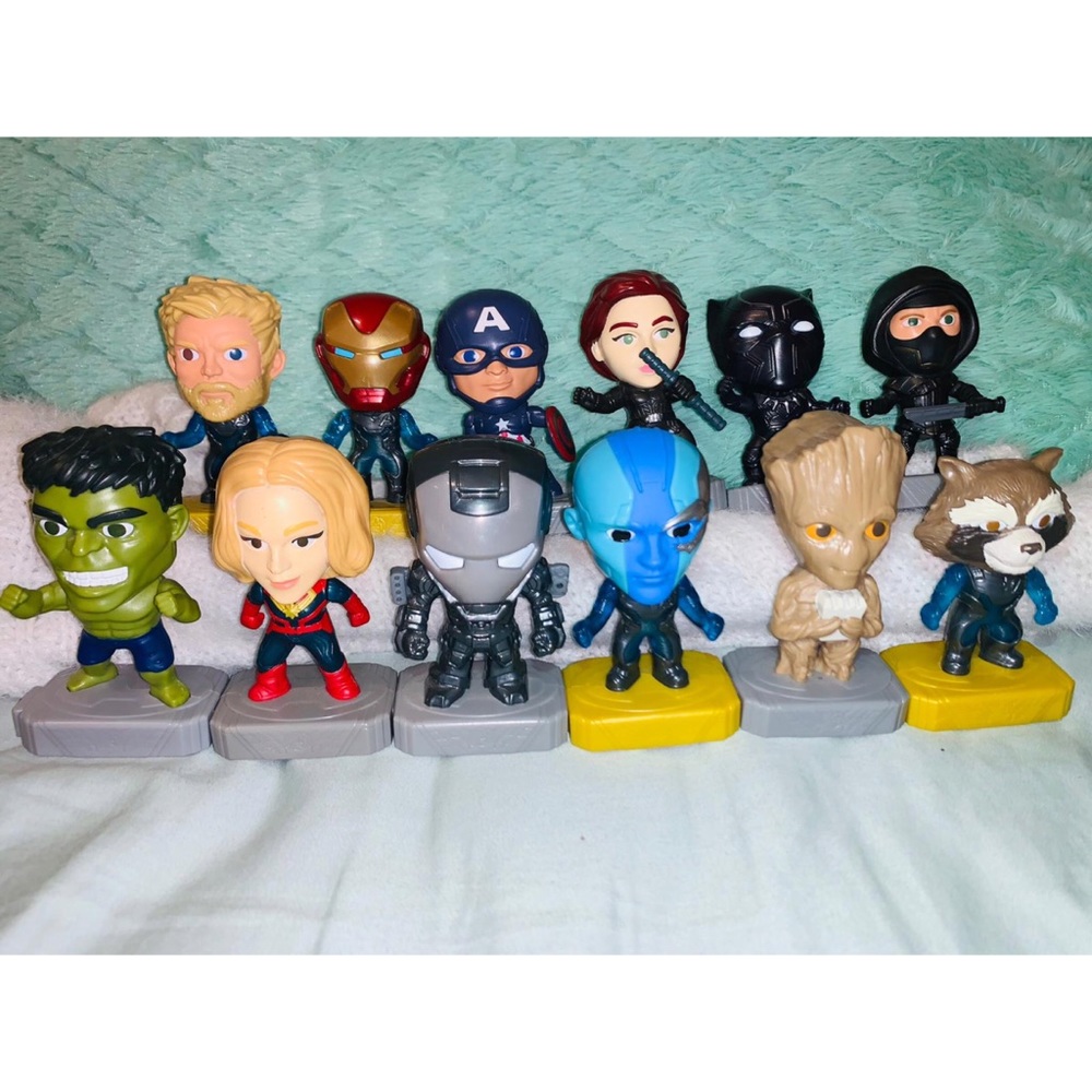 The Avengers figures